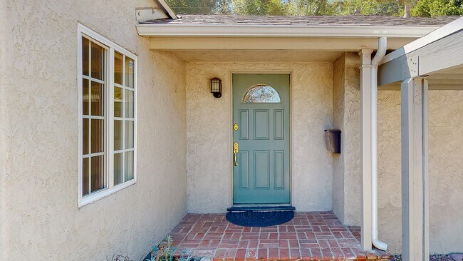 Front door... - 18406 Bessemer St