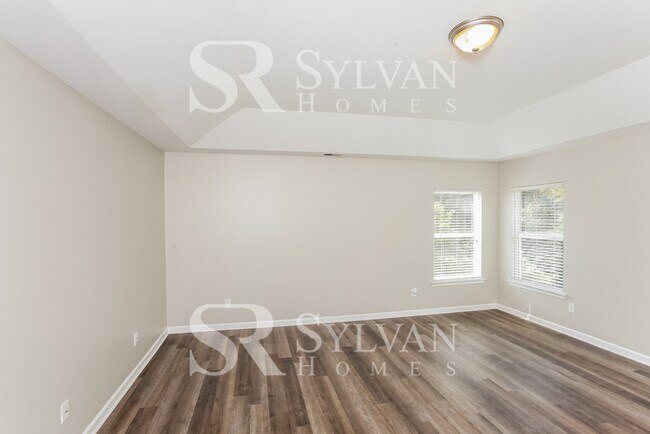 Building Photo - Living where You Love is Good for your Heart!