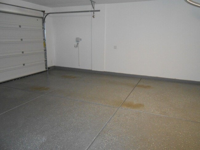 Building Photo - Beautiful Spacious Home in Henderson