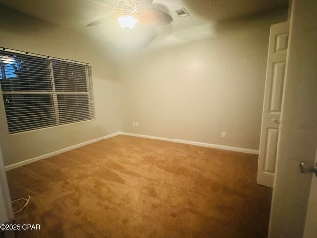 Building Photo - 34 Heron's Watch Way