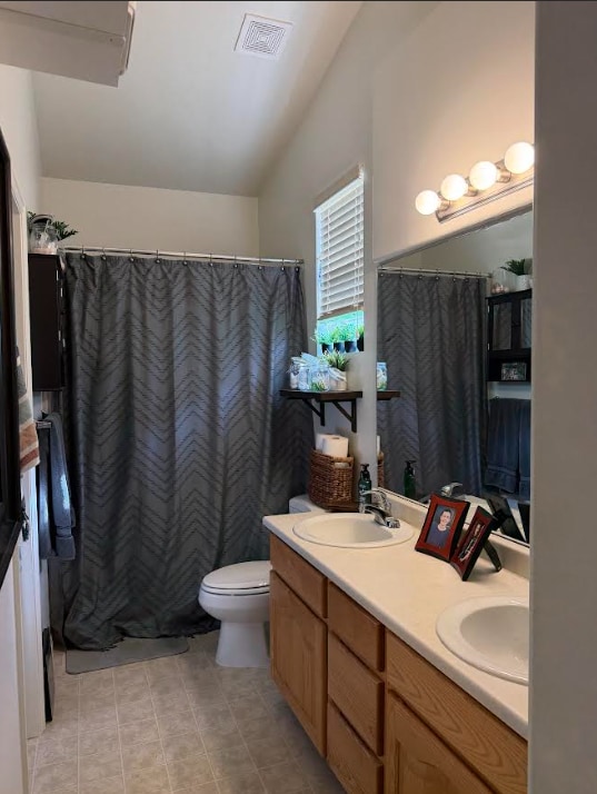 Building Photo - 473 N Kent Ln