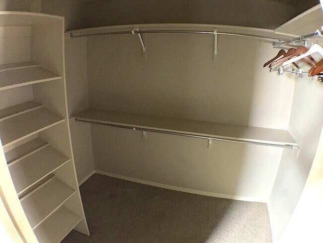 Building Photo - Northeast El Paso 3 Bed Refrig A/C