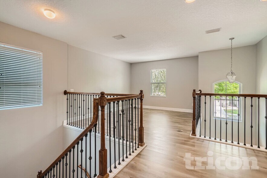 Building Photo - 7982 Camden Woods Dr