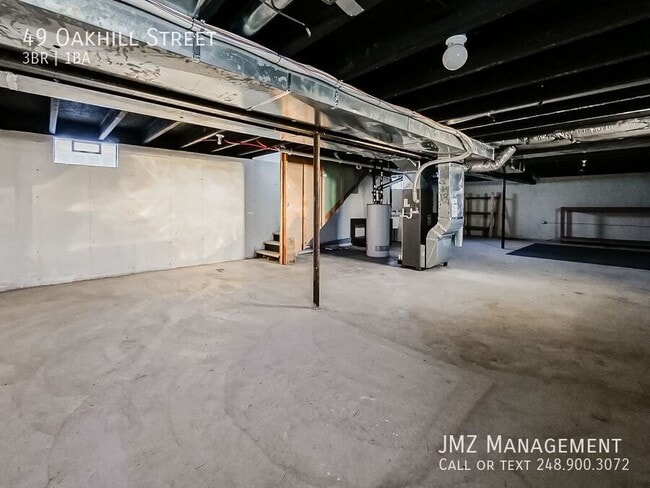 Building Photo - 49 Oakhill St