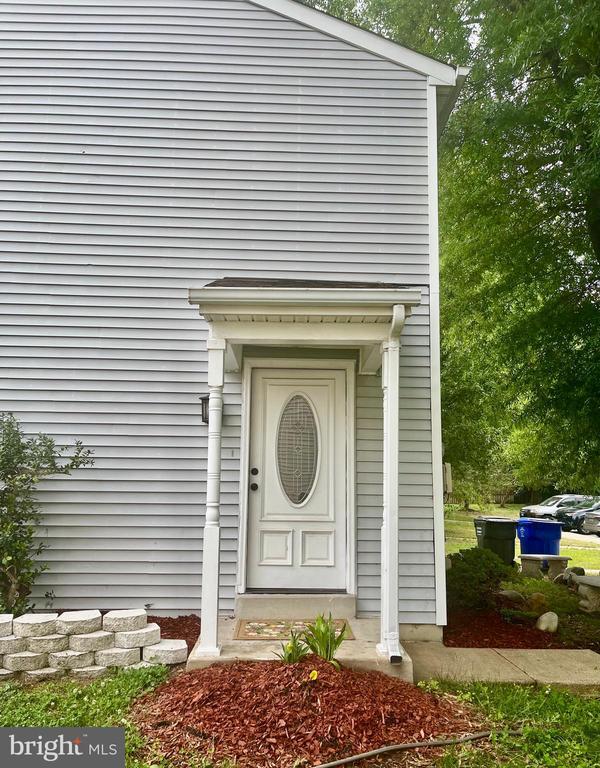 Building Photo - 374 Trefoil Pl