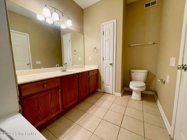 Building Photo - 10308 Dorsey Village Dr