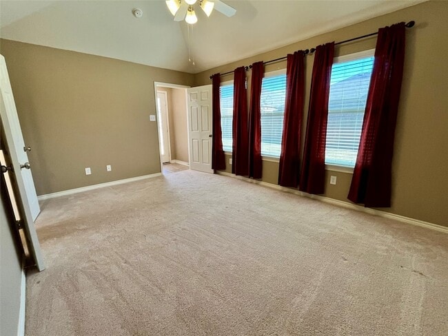 Building Photo - 3504 Northpointe Drive