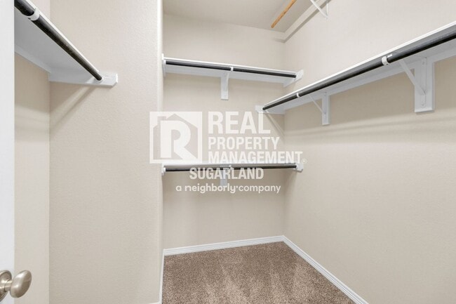 Building Photo - 18607 Pelham Grove Ln
