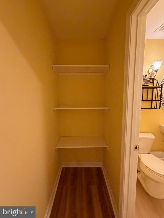 Building Photo - 8650 Trenton Chapel Way