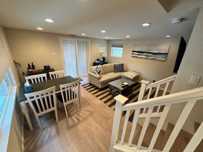 Building Photo - Newly Remodeled 2BR home available for a l...