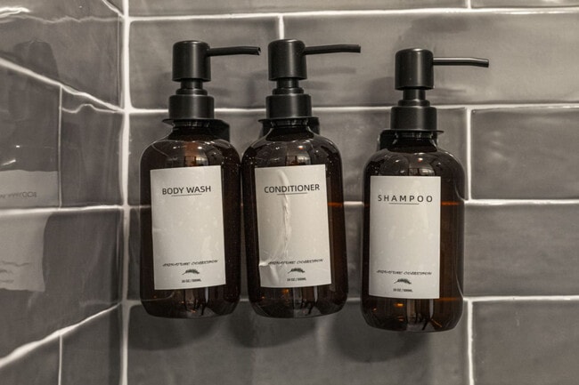 Building Photo - 601 W 9th St