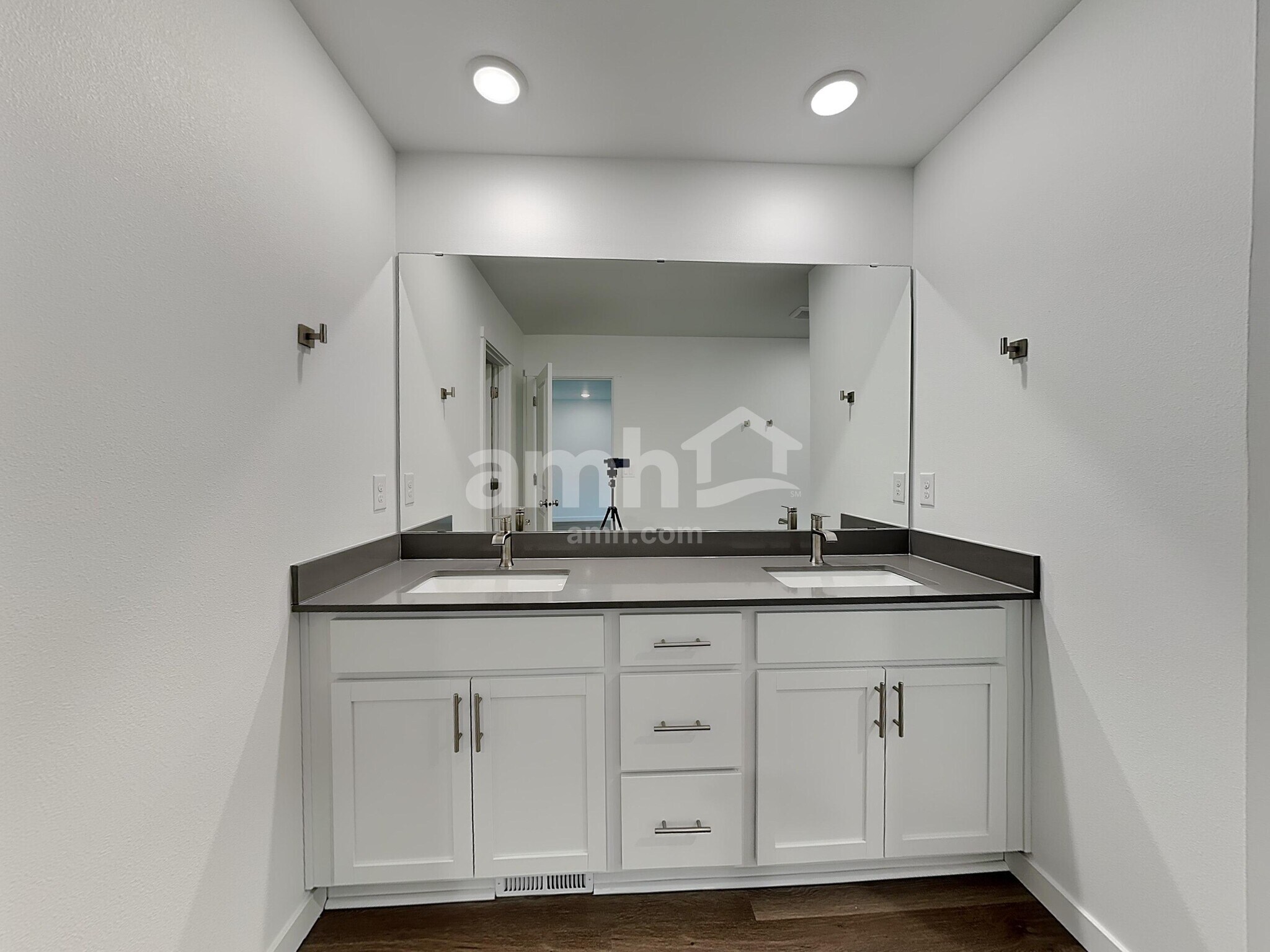 Building Photo - 5125 Turnstone St SE