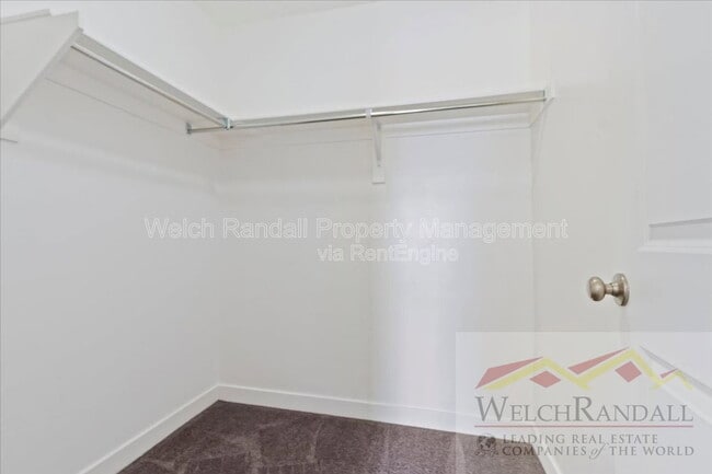 Building Photo - 15271 S Reins Wy