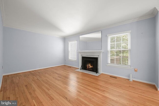 Building Photo - 25 Tivoli Lake Ct