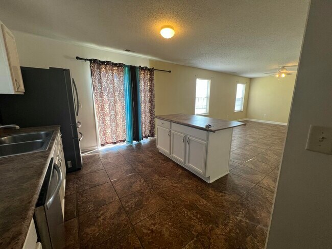 Building Photo - 1464 Ruger Dr
