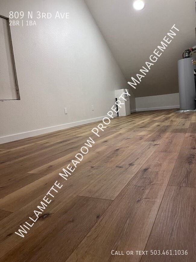 Building Photo - 809 N 3rd Ave