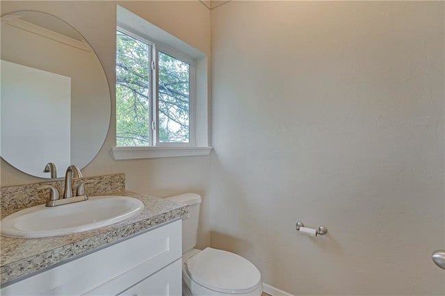 Building Photo - 5753 Blackburn Dr