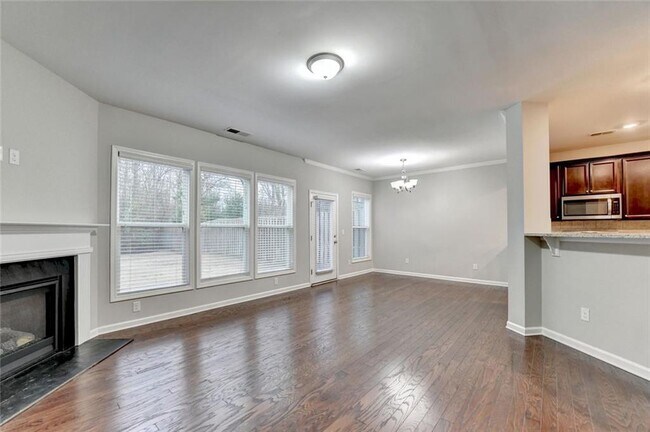 Building Photo - 7325 Heritage Oak Ct