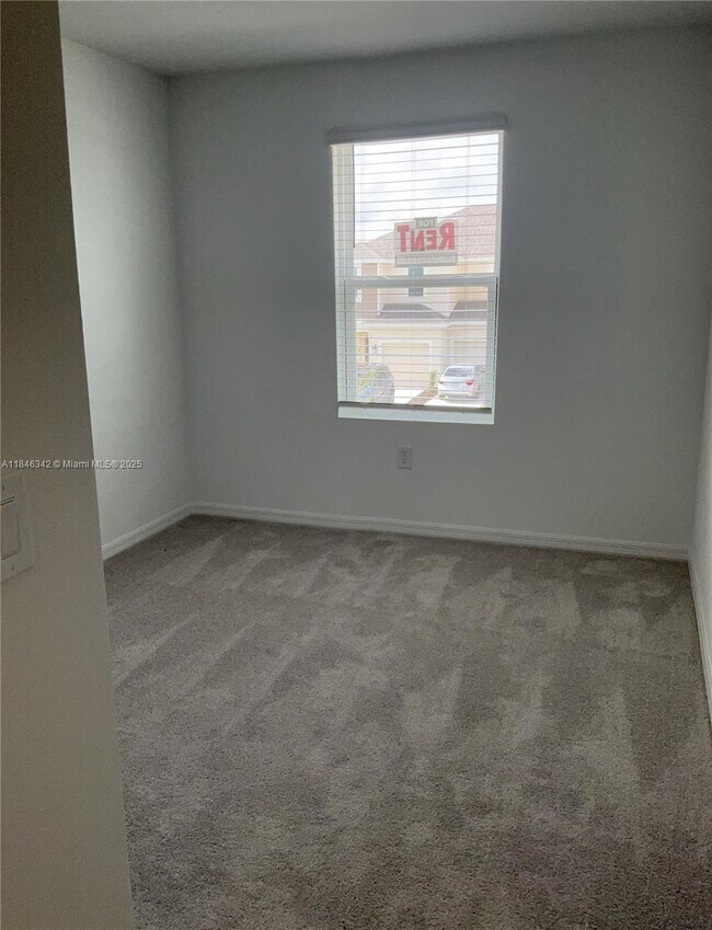 Building Photo - 5140 Quakers Pl