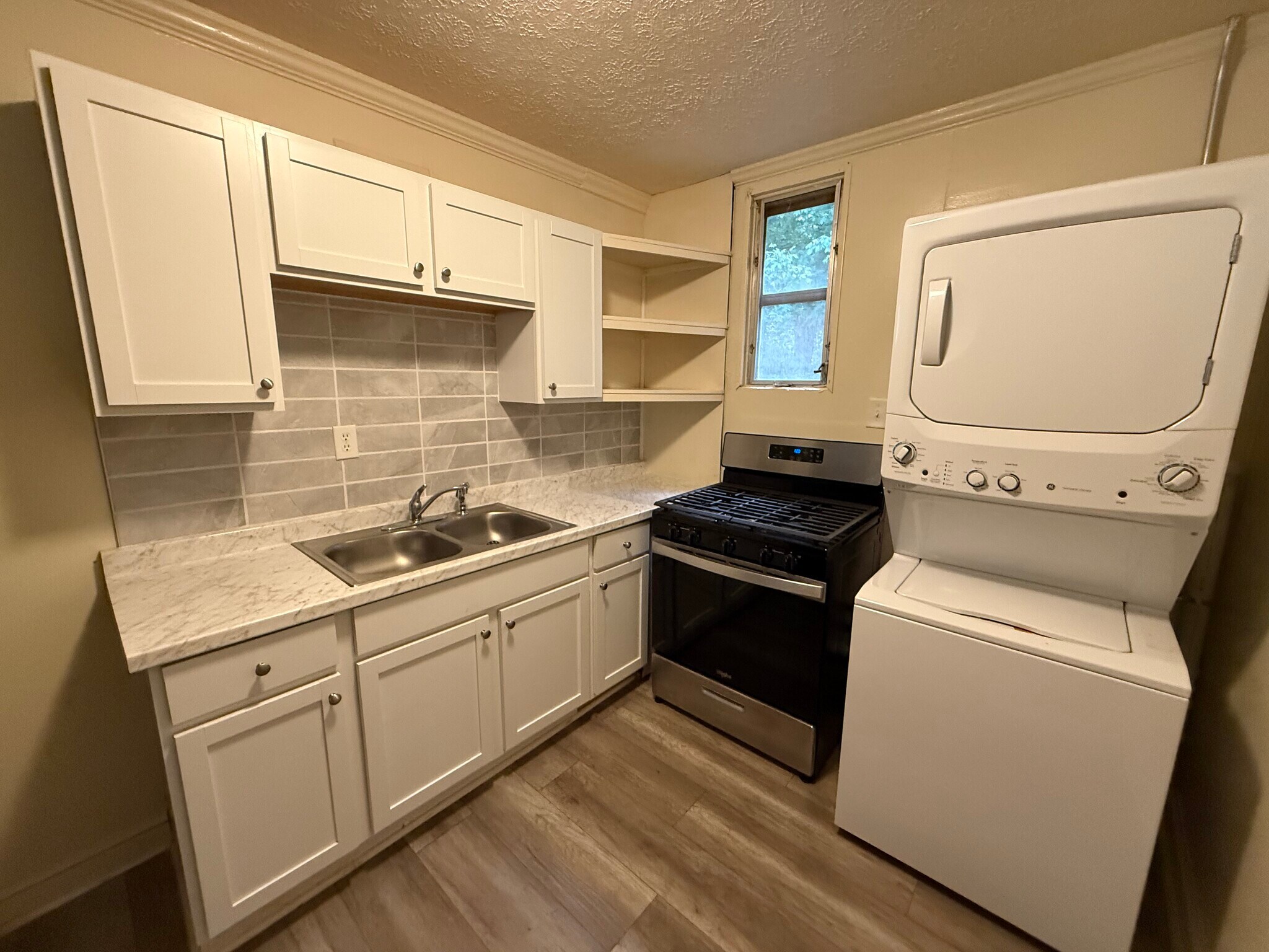 Building Photo - 1 Jefferson Pl