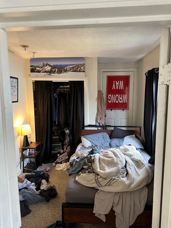 Building Photo - 114 W 8th St