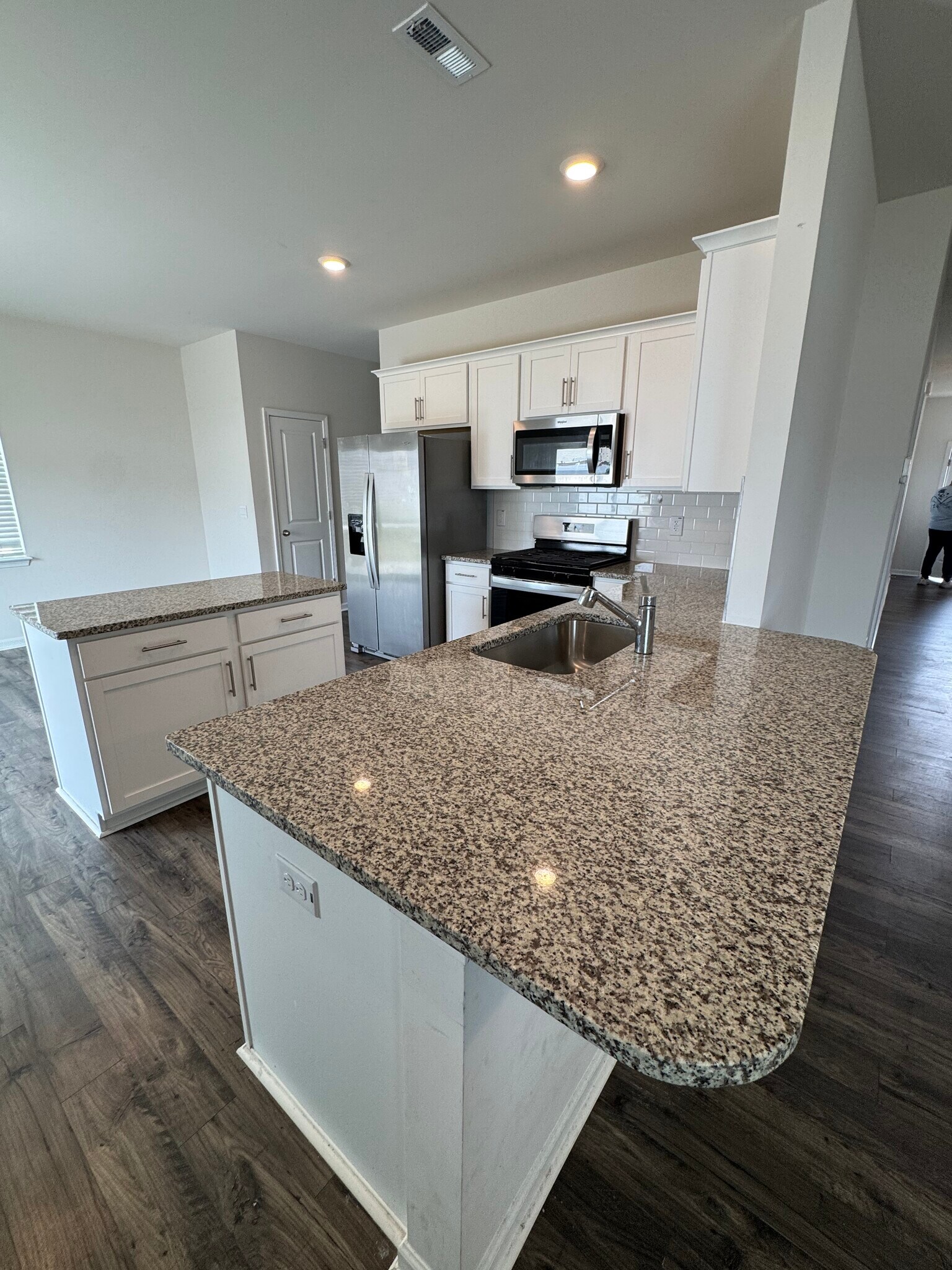 Kitchen - 406 Blue Aspen Dr