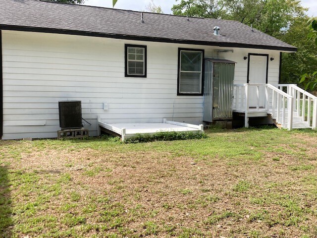Building Photo - 5810 E Houston Rd