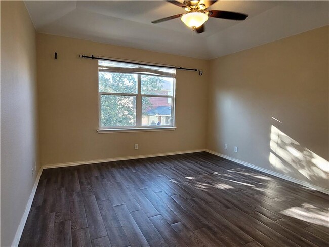 Building Photo - 8728 Wood Stork Dr