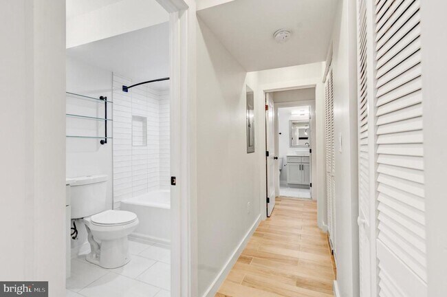 Building Photo - 5012 2nd St NW