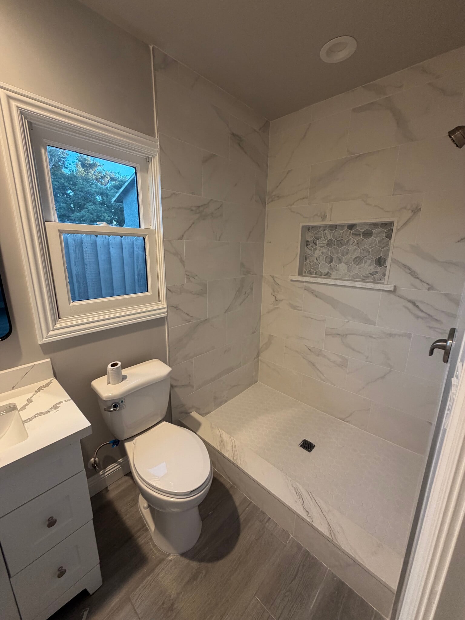 Building Photo - 848 Boston Pl