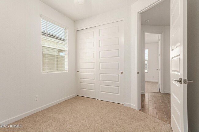 Building Photo - 17735 W Msn Ln