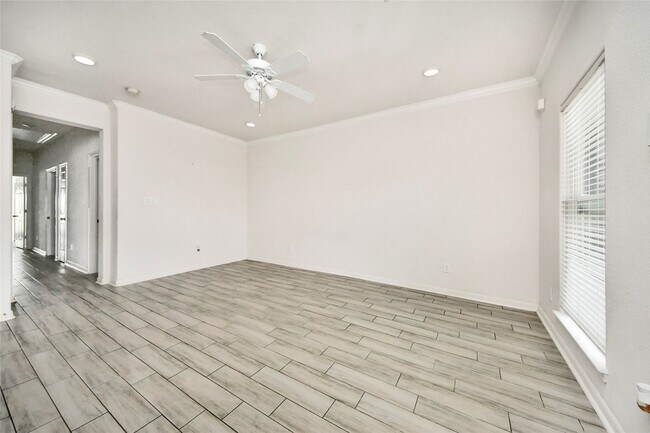 Building Photo - 7980 Ethel St