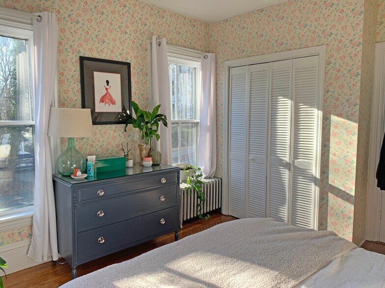 Building Photo - 51 Allerton St