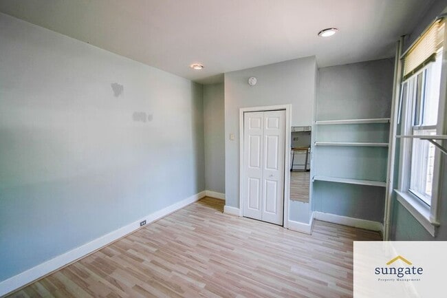 Building Photo - 500 S Collington Ave