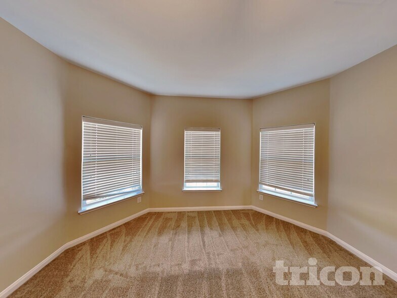 Building Photo - 132 Houston Pl