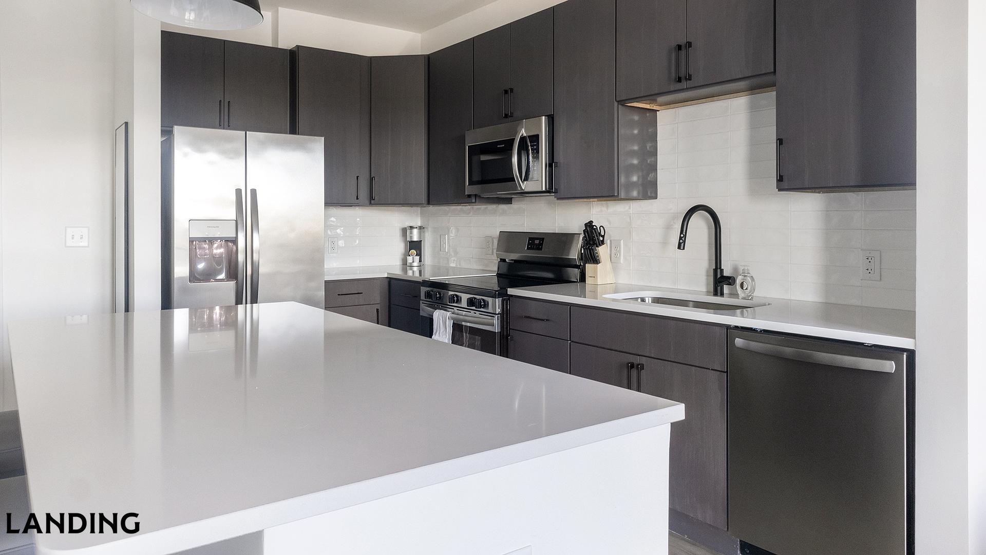 Building Photo - 1007 S Mint St