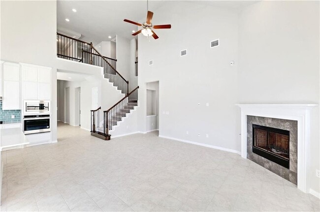 Building Photo - 2455 Soprano Wy