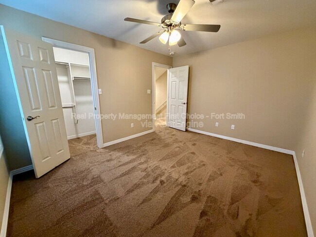 Building Photo - 6608 Leightyn Ln