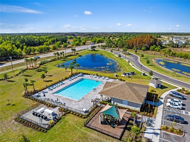 Building Photo - 19972 Green Pasture Rd