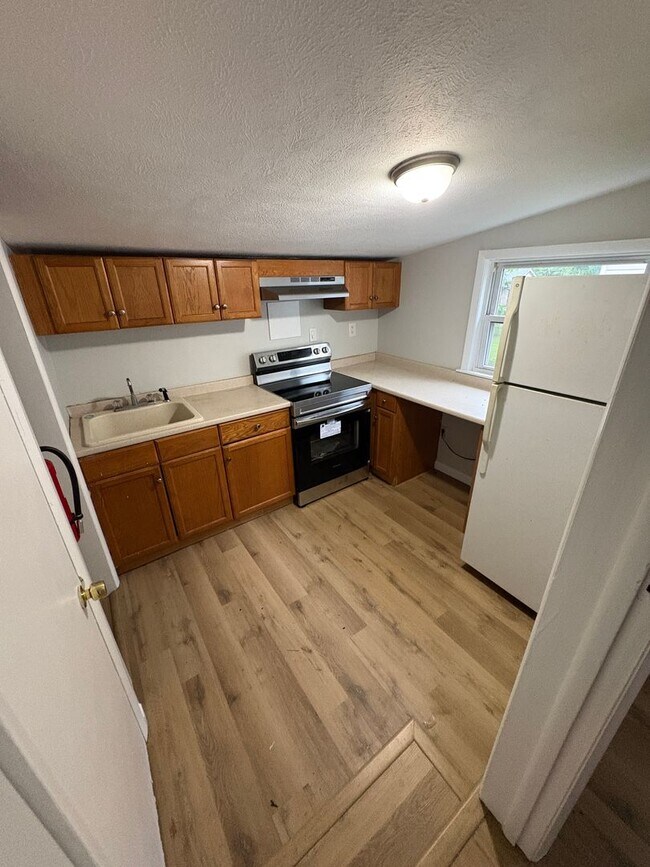 Building Photo - 267 Brodhead Ave