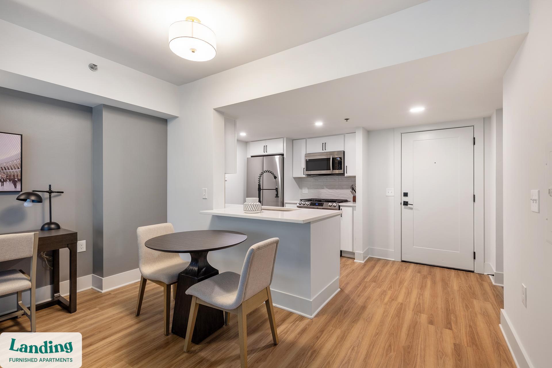 Building Photo - 1221 S Eads St