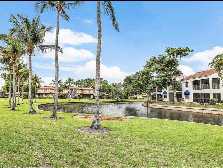 Building Photo - 4265 Island Cir