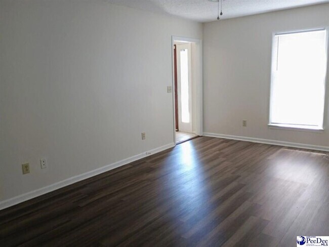 Building Photo - 602 Stoneybrook Terrace