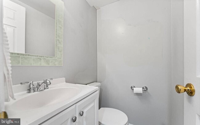 Building Photo - 1124 25th St NW