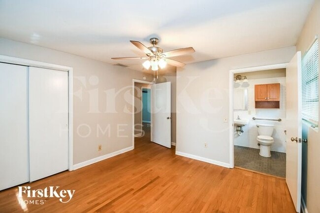 Building Photo - 3741 Culp Dr