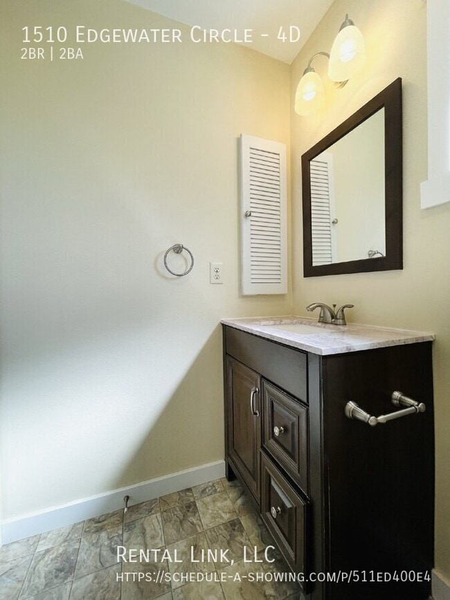 Building Photo - 1510 Edgewater Cir