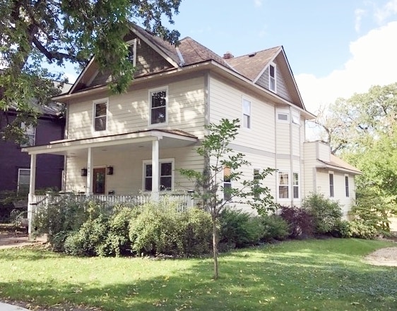 Primary Photo - Spacious, 5bd, 2.5 renovated home in Midwa...