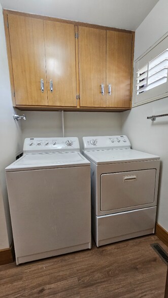 Building Photo - 728 W 800 S