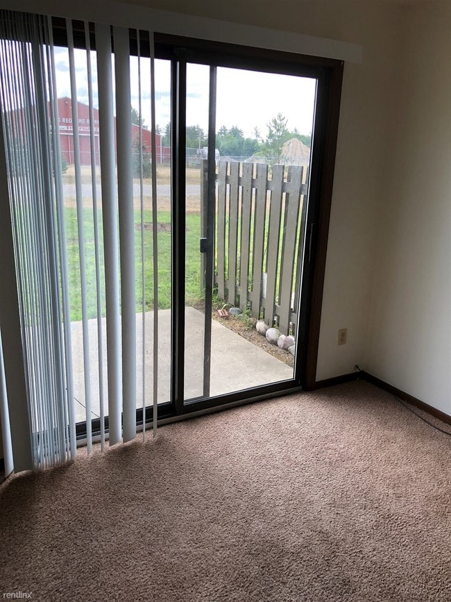 RV5 TH - River Forest Apartments