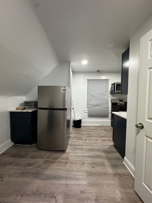 Building Photo - AM-Clifton LLC